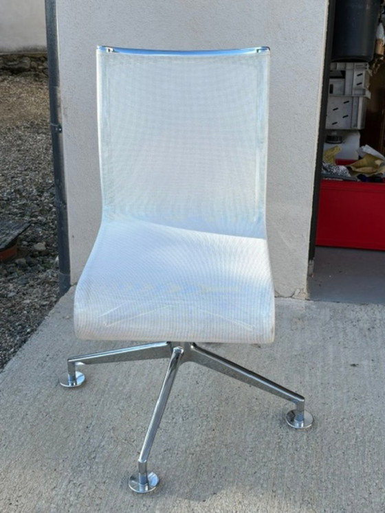 Sedia girevole Alias bianca in metallo e tessuto, Sedie girevoli, Tessile, Bianco, Modern (foto 5 di 7)