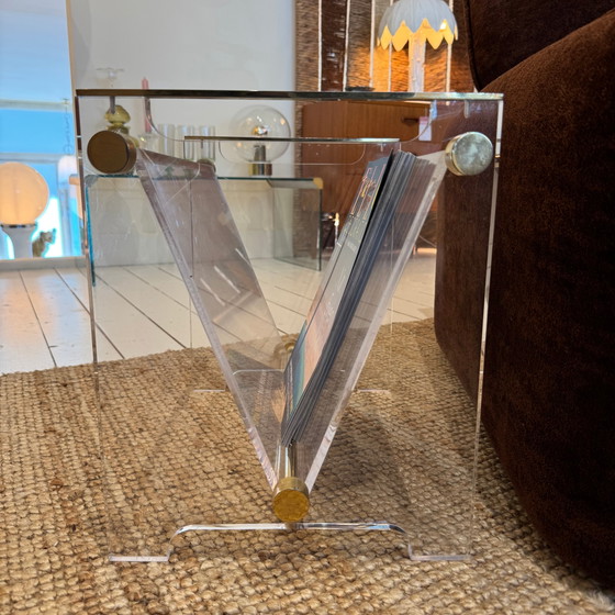 Image 1 of Zeitschriftenhalter aus Plexiglas im Stil der Mitte des 20. Jahrhunderts mit Messingdetails