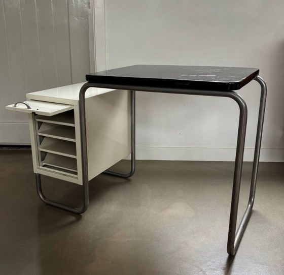 Image 1 of Table d'écriture de style Bauhaus, milieu du XXe siècle, petit bureau, Mauser GmbH, Allemagne
