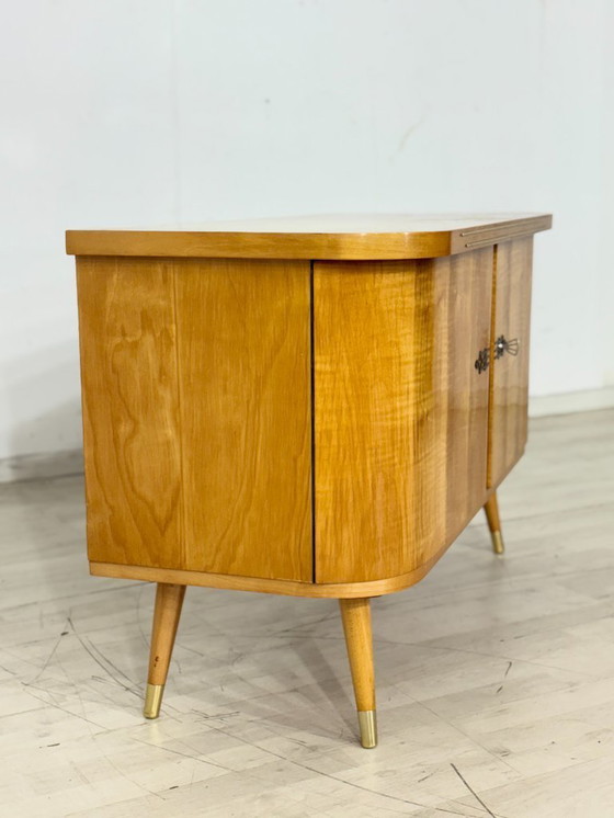 Image 1 of Très belle commode vintage / meuble en bois / meuble de salon / armoire à linge
