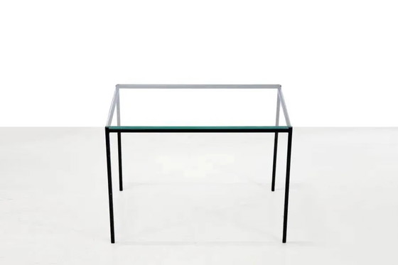 Black minimalist metal side table with glass top, 1960's – Vintage (photo 2 of 5)