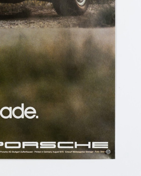 Image 1 of Porsche, de auto van het decennium – 1979 – Originele vintage reclameposter – Vintage – 102x76 cm