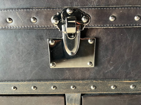 RH Leather Mayfair Steamer Trunk Cassettiera Doppia - Saddle Black I, Restoration Hardware, Cassettiere, Pelle (foto 3 di 8)