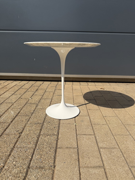 Image 1 of Knoll Tulip side table in Carrara Satin matte marble in NEW CONDITION!! Eero Saarinen