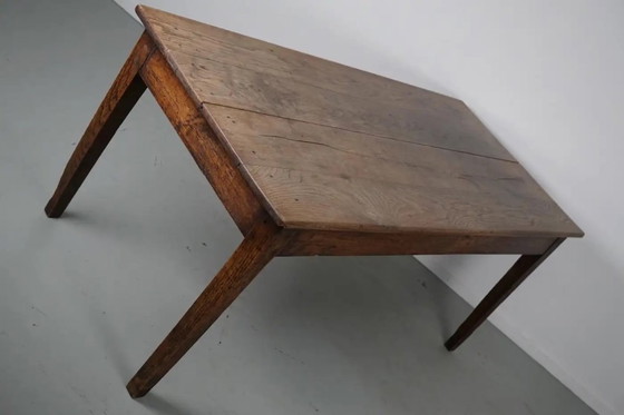 Image 1 of Tavolo da pranzo rustico antico francese in rovere invecchiato, XIX secolo