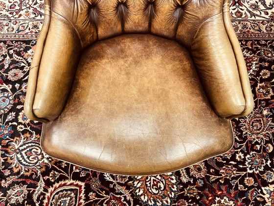 Englischer Chesterfield Club-Sessel braun – Leder (photo 6 of 7)