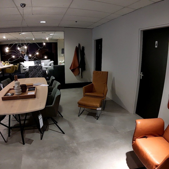 Image 1 of Sillón Don de LABEL Vandenberg con reposapiés