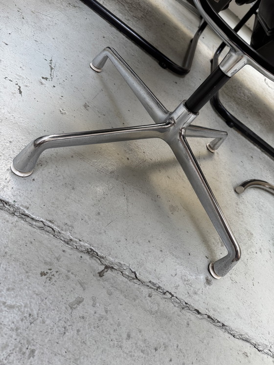 Image 1 of Corbusier LC6 + 2x Eames Vitra Miller EA119 + Artemide Tolomeo