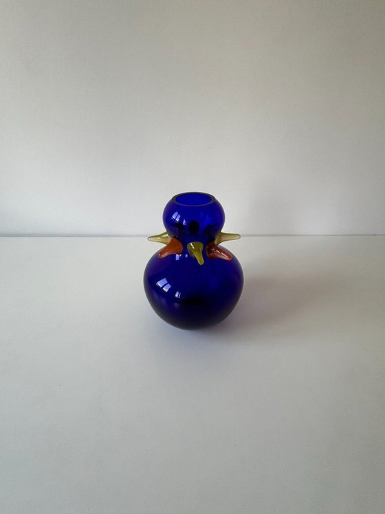 Image 1 of Art vase in blown glass by Jiří Šuhájek – Cobalt blue with amber accents