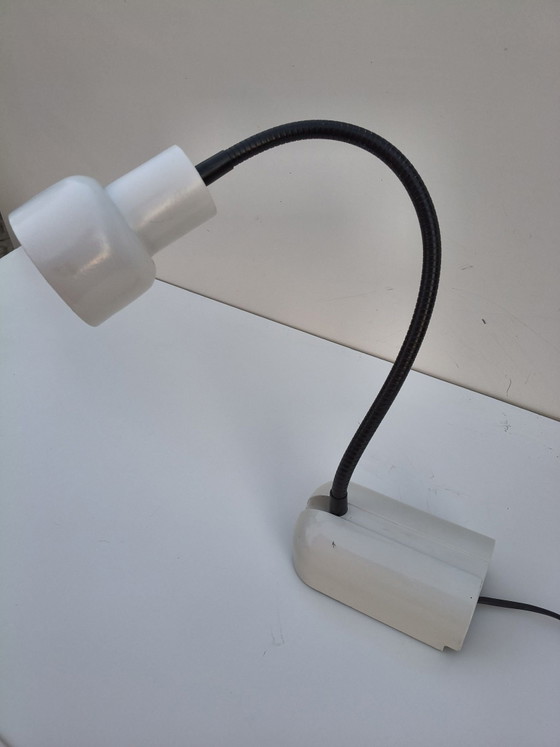 Lampada da tavolo Tholos Studio – Ernesto Gismondi per Artemide (Anni '70) – Lampade da tavolo, Metallo (photo 8 of 10)