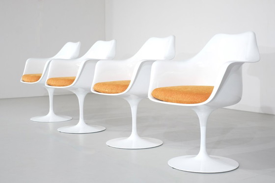 Image 1 of Juego de cuatro sillones Tulip de Eero Saarinen para Knoll International - década de 1960