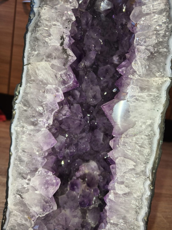 Image 1 of 1x amethyst geode