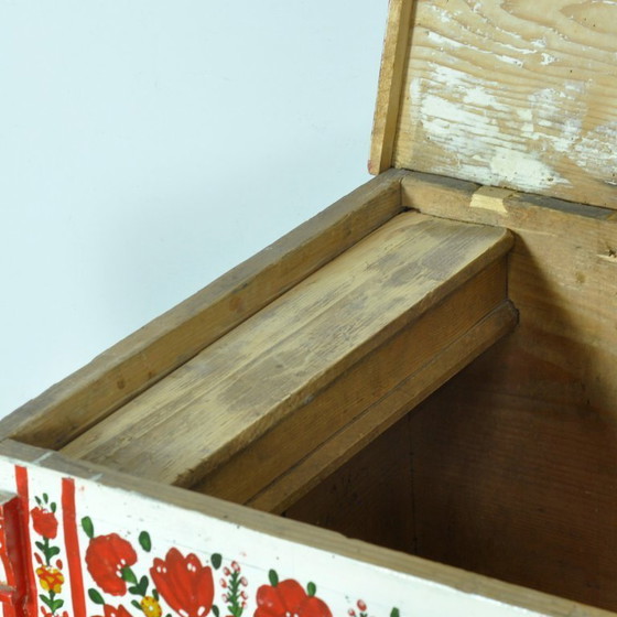 Image 1 of Baúl nupcial de arte popular, circa 1950