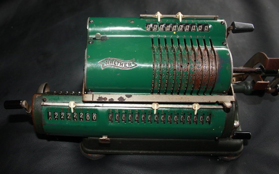 Image 1 of Walther WR16, machine à calculer mécanique, 10 chiffres, ancienne