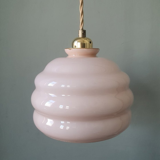 Image 1 of Lampada a sospensione vintage Art Déco in opale rosa tenue