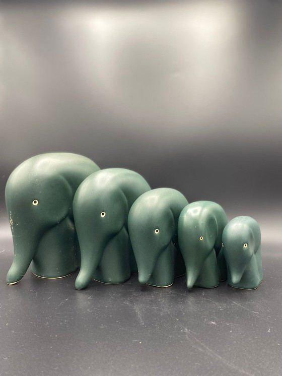 Image 1 of Vintage ceramic figurines Elki Steengoed Holland elephant 5 pieces from small to large