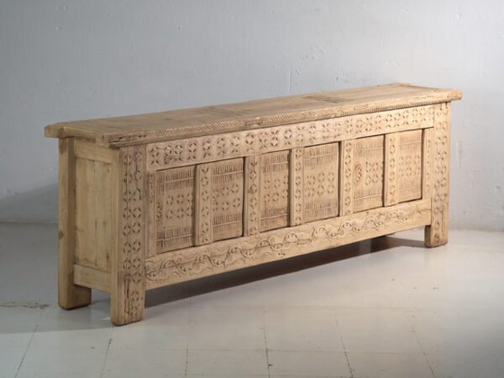 Antique carved low sideboard in fir wood – China, circa 1930 (photo 6 of 40)