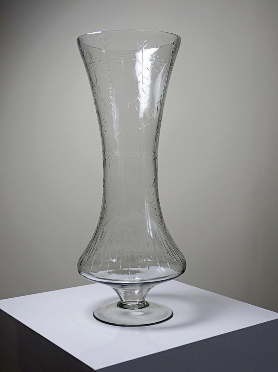 Image 1 of Very large vintage engraved blown glass vase from the 2000s in an antique style