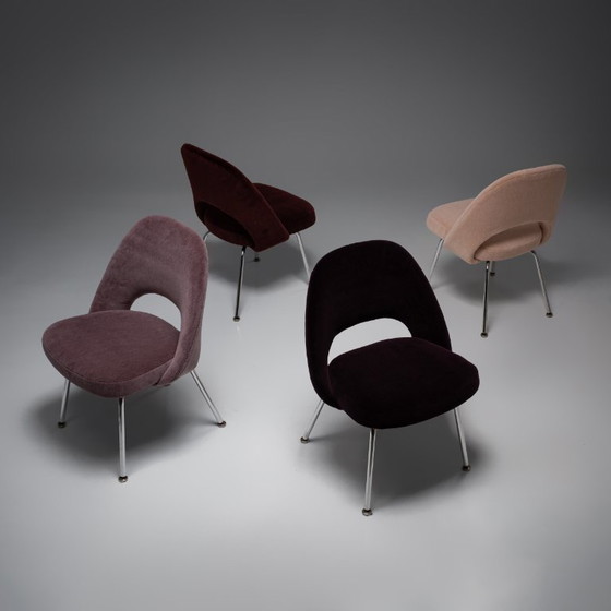 Image 1 of Esszimmerstuhl Modell 72, verschiedene Farben, entworfen von Eero Saarinen für Knoll, 4er-Set