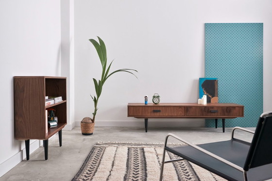 Image 1 of Librería baja de nogal - R05