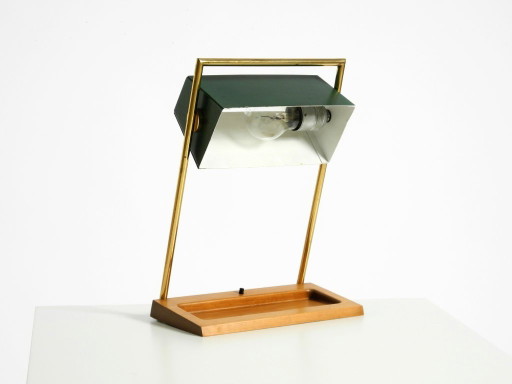 Originale große Temde-Tischlampe aus den 1960er Jahren mit Messinggestell, Teakholzfuß und grünem Lampenschirm
