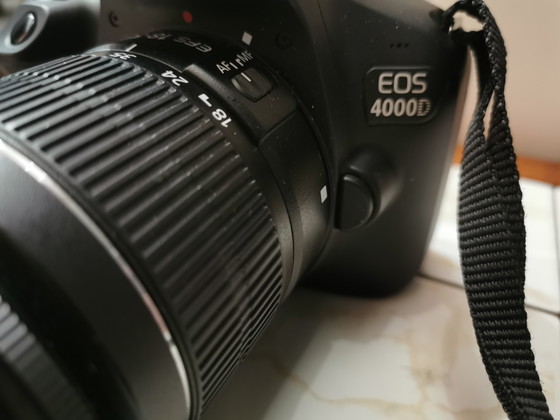 Image 1 of Canon EOS 4000D + objectif EF-S 18-55 mm – Excellent état