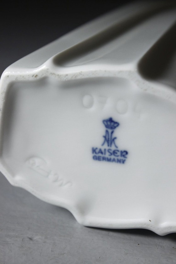 Manfred Frey & Ak Kaiser Germany - Draped Porcelain Vase vintage design 1970s – Mid Century Modern (photo 8 of 9)
