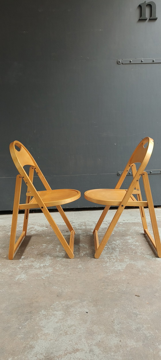Image 1 of 2 sillas plegables OKT de madera curvada escandinava de la década de 1960 (Thonet)