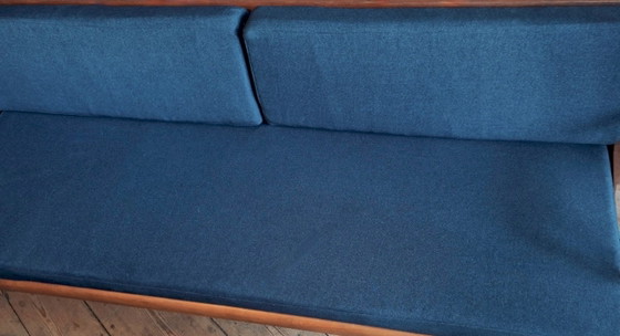 Image 1 of Sofá cama convertible danés de teca con respaldo integrado, década de 1960.