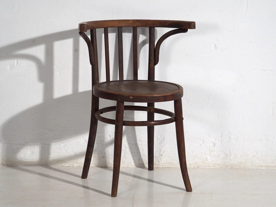 Sedie antiche Thonet con braccioli (c.1920). Set di 4 pezzi #3 – Poltrone (photo 23 of 40)