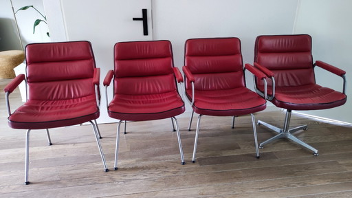 4 Artifort Channel armchairs - Red leather