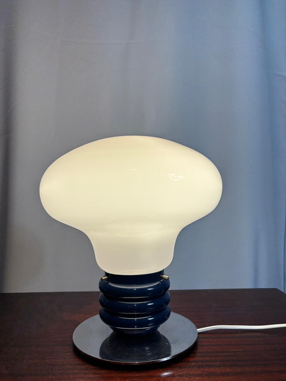 Image 1 of Vintage Space-Age Opaline Mushroom Lamp – Uniek Blauw Keramiek & Chroom