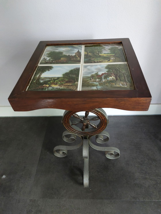 Image 1 of Tavolo occasionale/portavasi in stile Art déco con vassoio in piastrelle