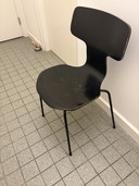 3 Fritz Hansen stoelen
