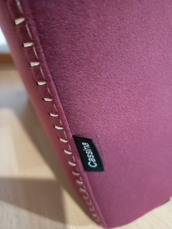 Image 1 of CASSINA 2X Poltrone 637 UTRECHT  (NUOVE MAI USATE) in Velluto 13L Ortigia/Plum con Cuciture in filo Naturale a punta Cavallo