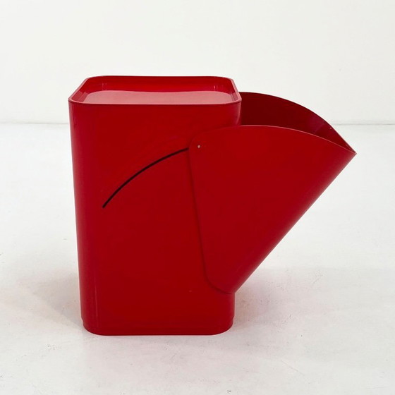 Image 1 of Cesto per la biancheria rosso di Anna Castelli per Kartell, anni '70