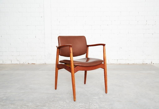 Silla tipo capitán vintage de teca de Erik Buch para Ørum Møbler