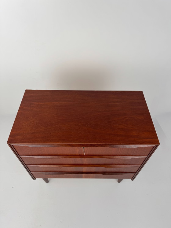 Image 1 of Deense teakhouten ladekast