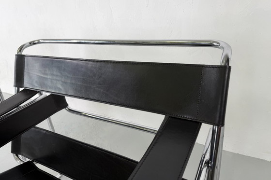 Image 1 of Ein Paar Wassily-Sessel von Marcel Breuer für Gavina - 1960er Jahre