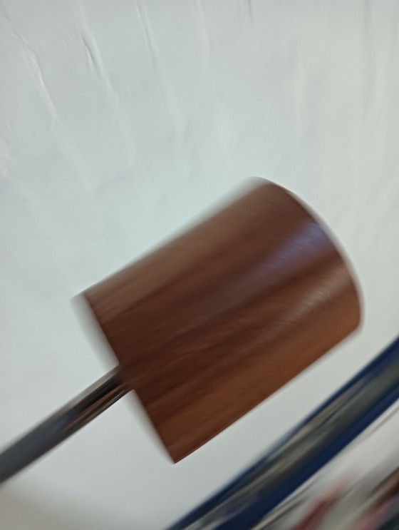 Image 1 of Lampe des années 1960, en teck et avec 6 magnifiques abat-jour en verre.