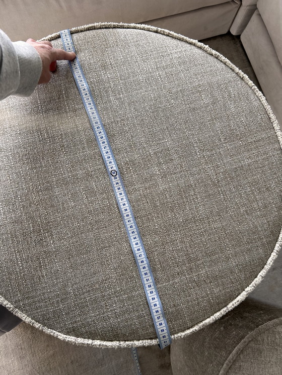 Image 1 of Mesa-puf hecha a mano NUEVA cubierta con hermosa tela