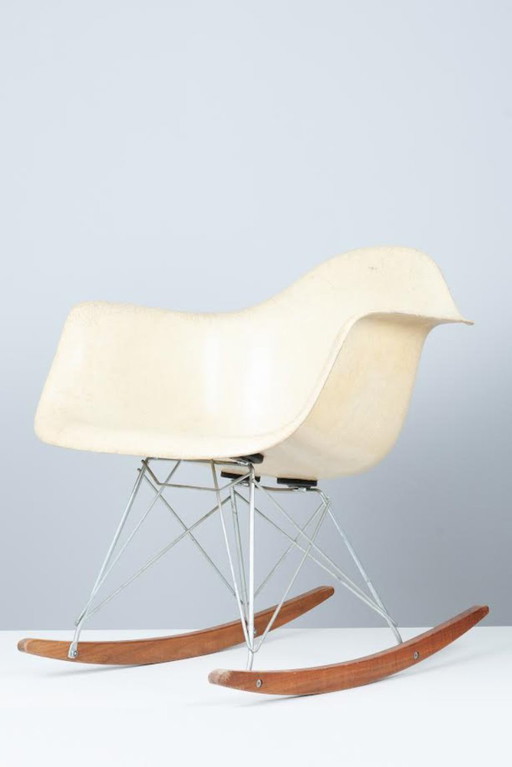 Rocking Chair Eames Zenith