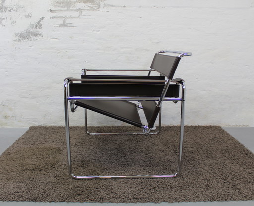 Brown Wassily Chair Marcel Breuer Knoll Seats