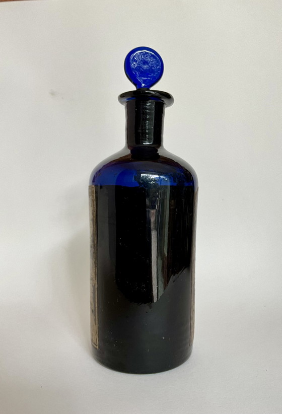Frasco de boticario antiguo de color azul cobalto “Tinctura Erythr: Coca” – Objetos decorativos, Glass, Paper (photo 7 of 9)