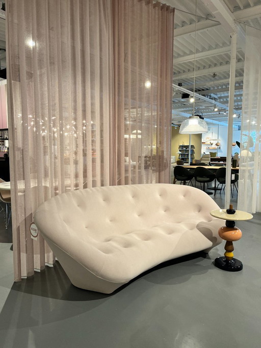 Sofá línea Roset Ploum