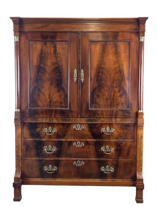 Cabinet d'époque Empire, vers 1815
