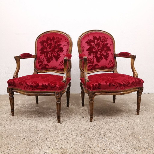 Due bellissime poltrone antiche francesi in stile Luigi XVI