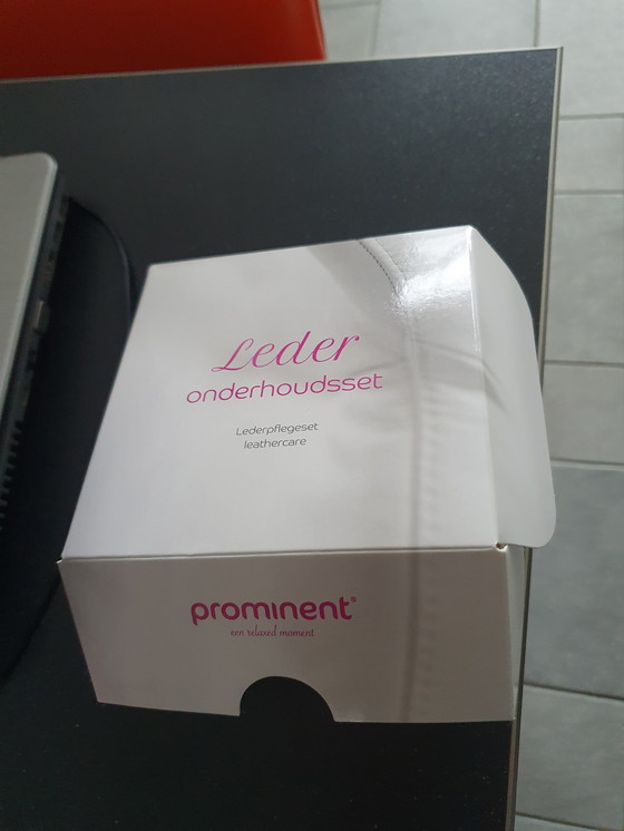 Image 1 of Prominenter Drehstuhl x106.