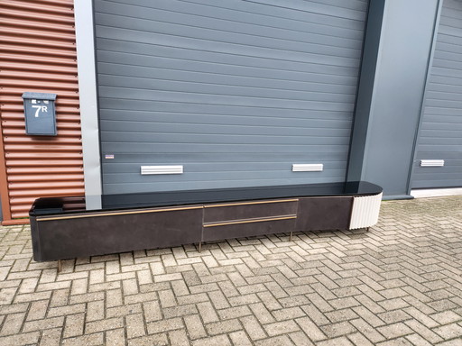 Baxter - Plissé (TV) cabinet by Draga & Aurel (Showroommodel)
