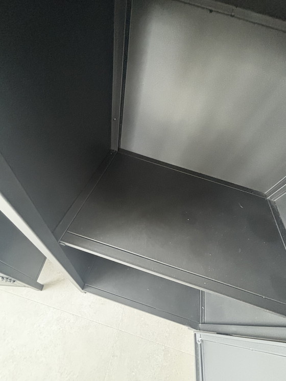 Image 1 of 2 buffets industriels noirs (1,77 x 59,5 l x 49,5) 250 € pour 2 meubles !